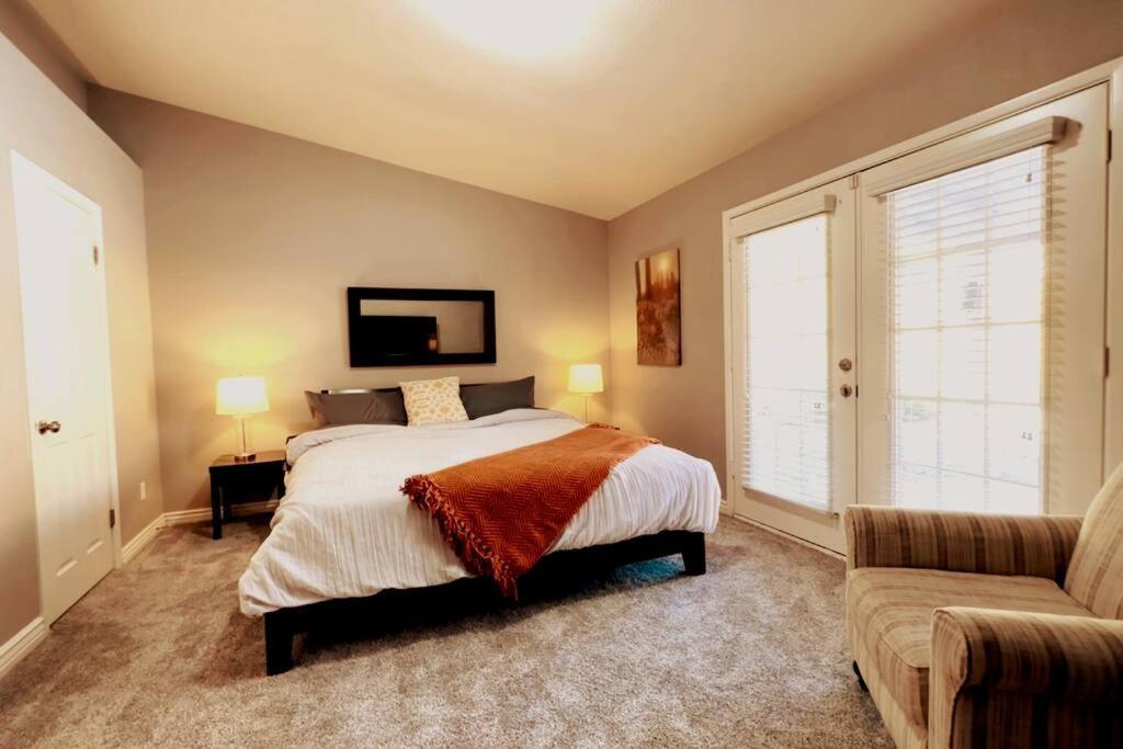 Mesa Oasis Private Pool Spacious! 10+ Guests 7 Beds New, Great Location! Luaran gambar